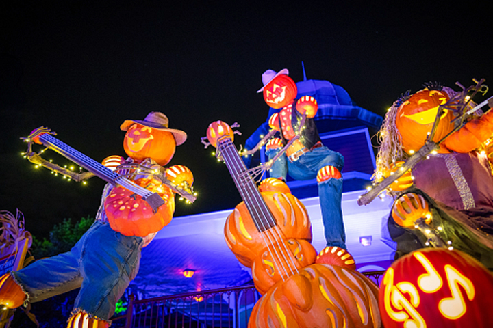 Wild Adventures Great Pumpkin LumiNights -