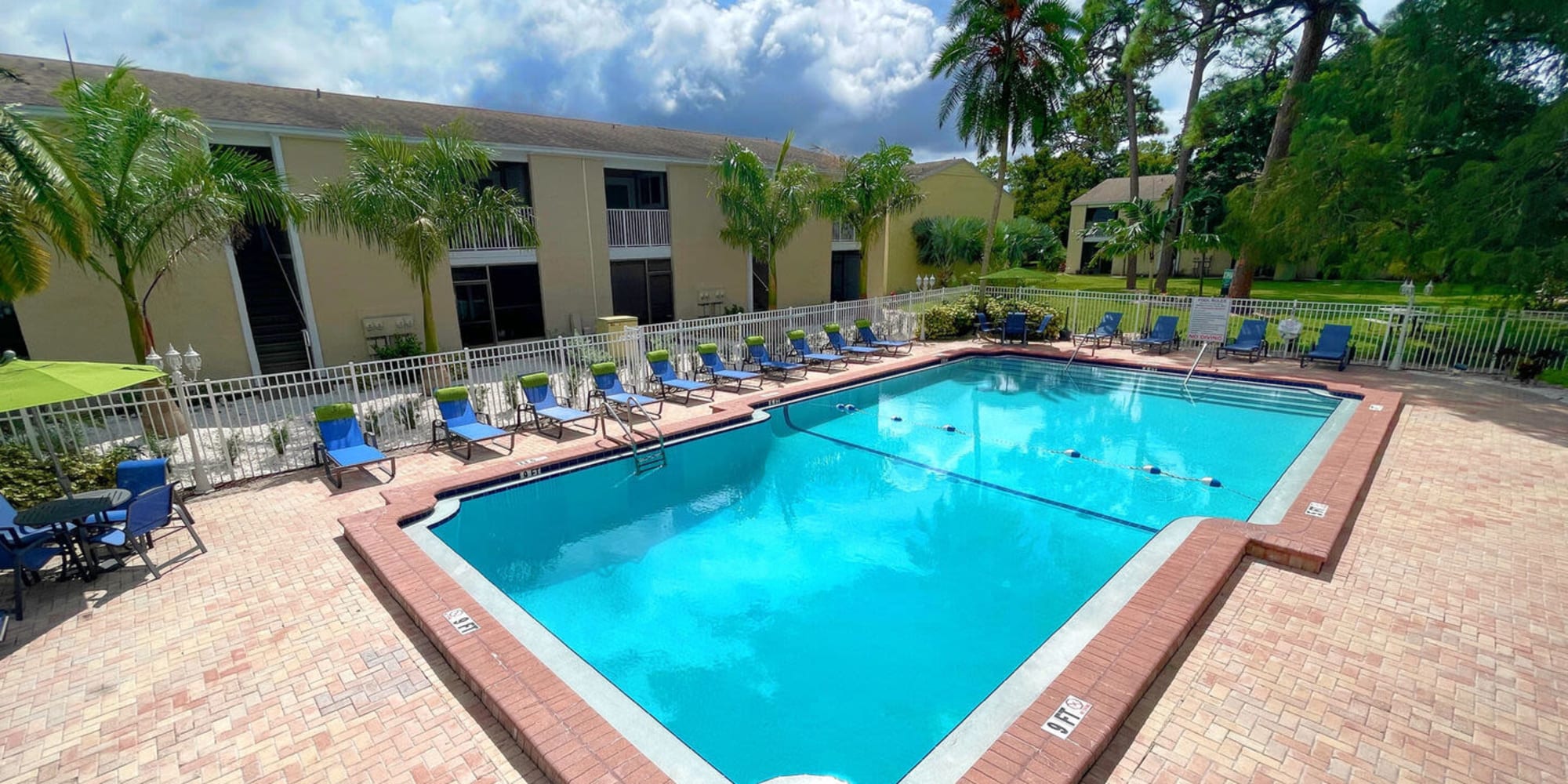 Apartments at Garden Grove in Sarasota, Florida