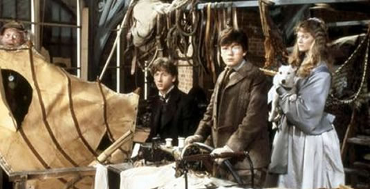 young-sherlock-holmes young-sherlock-holmes