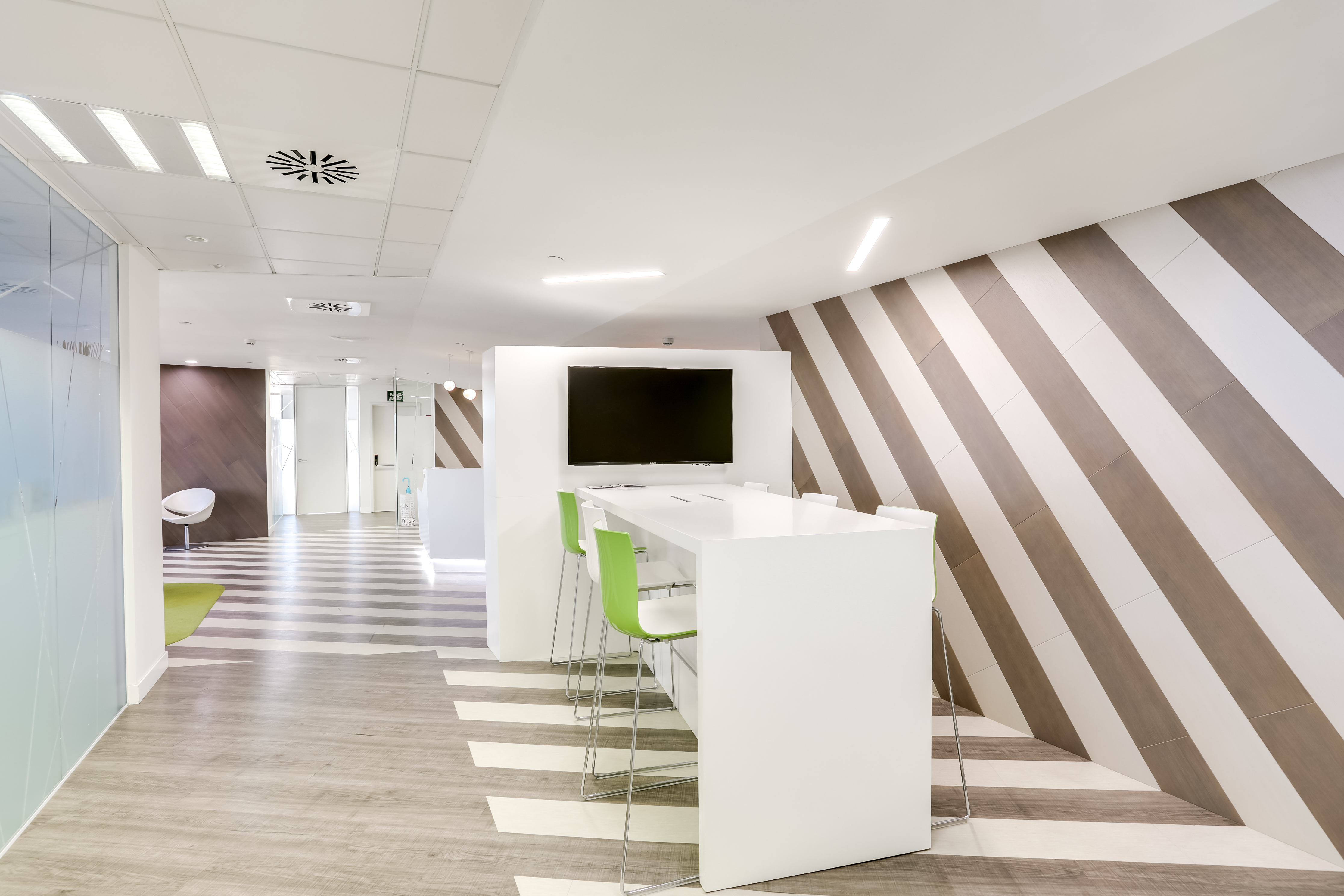 Oficina - Alquiler de espacios flexibles y coworking en Santiago Bernabéu, Madrid Oficina - Alquiler de espacios flexibles y coworking en Santiago Bernabéu, Madrid