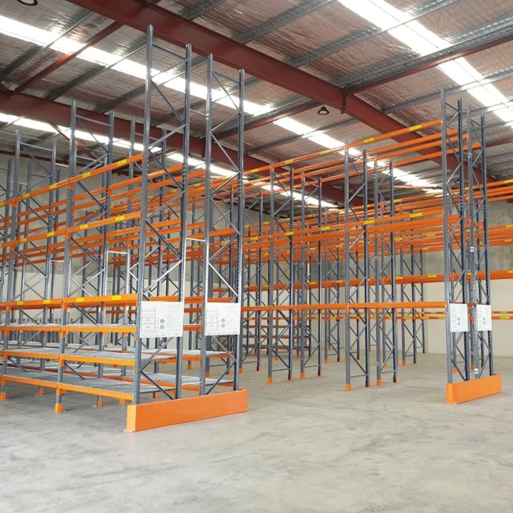 APEX-SELECTIVE-PALLET-RACKING_01