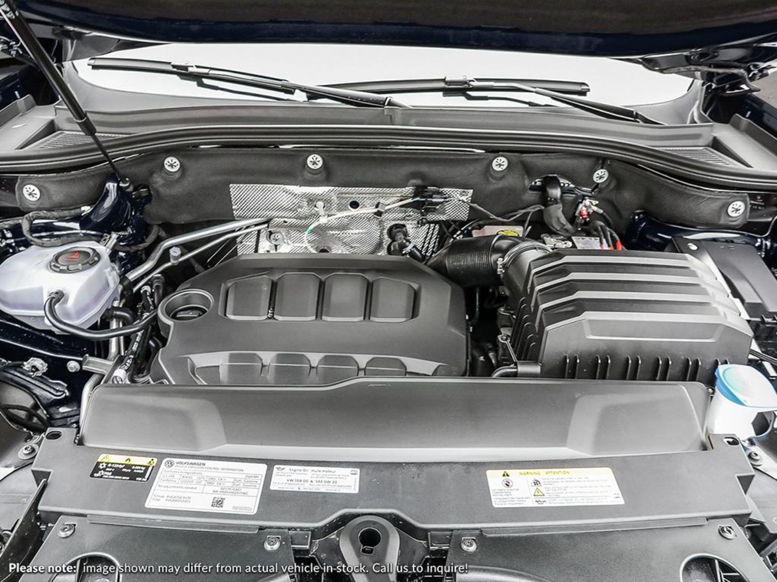 2024 Volkswagen Atlas Cross Sport Highline, Vancouver, Cash