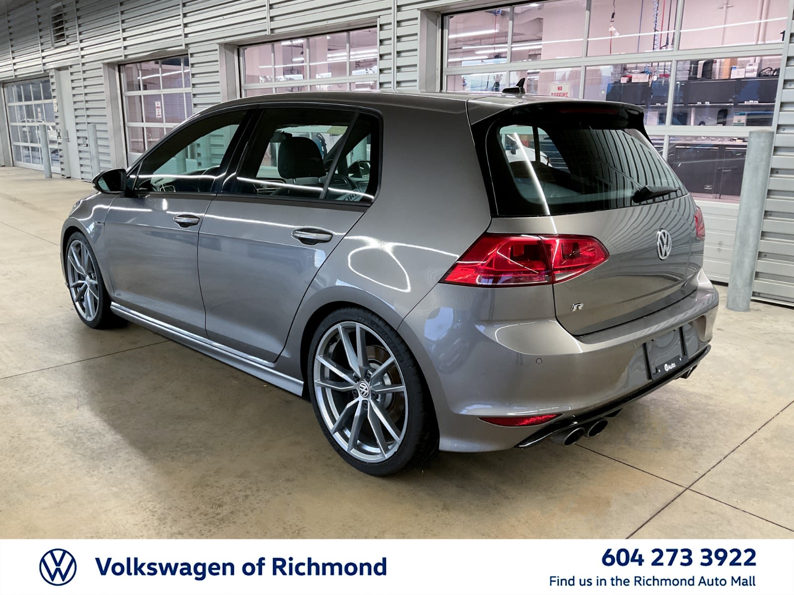 2017 Volkswagen Golf R 5dr HB DSG, Vancouver, Cash