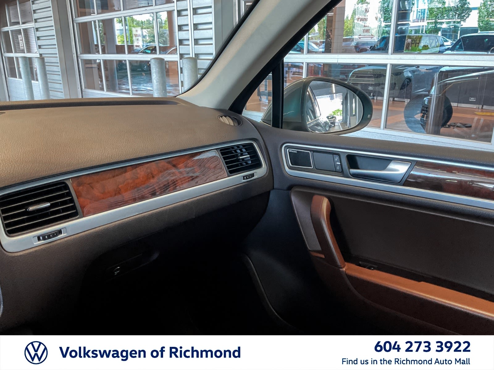 2013 Volkswagen Touareg Execline, Vancouver, Cash
