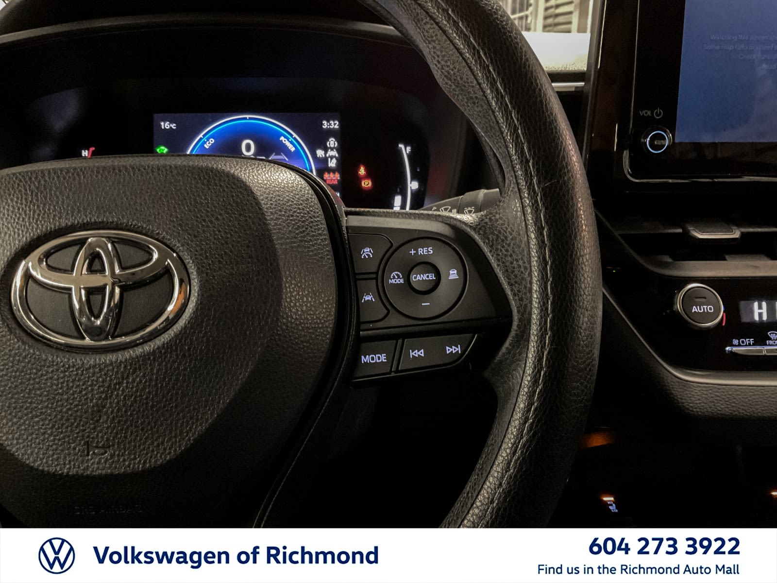 2024 Toyota Corolla Hybrid LE, Vancouver, Cash