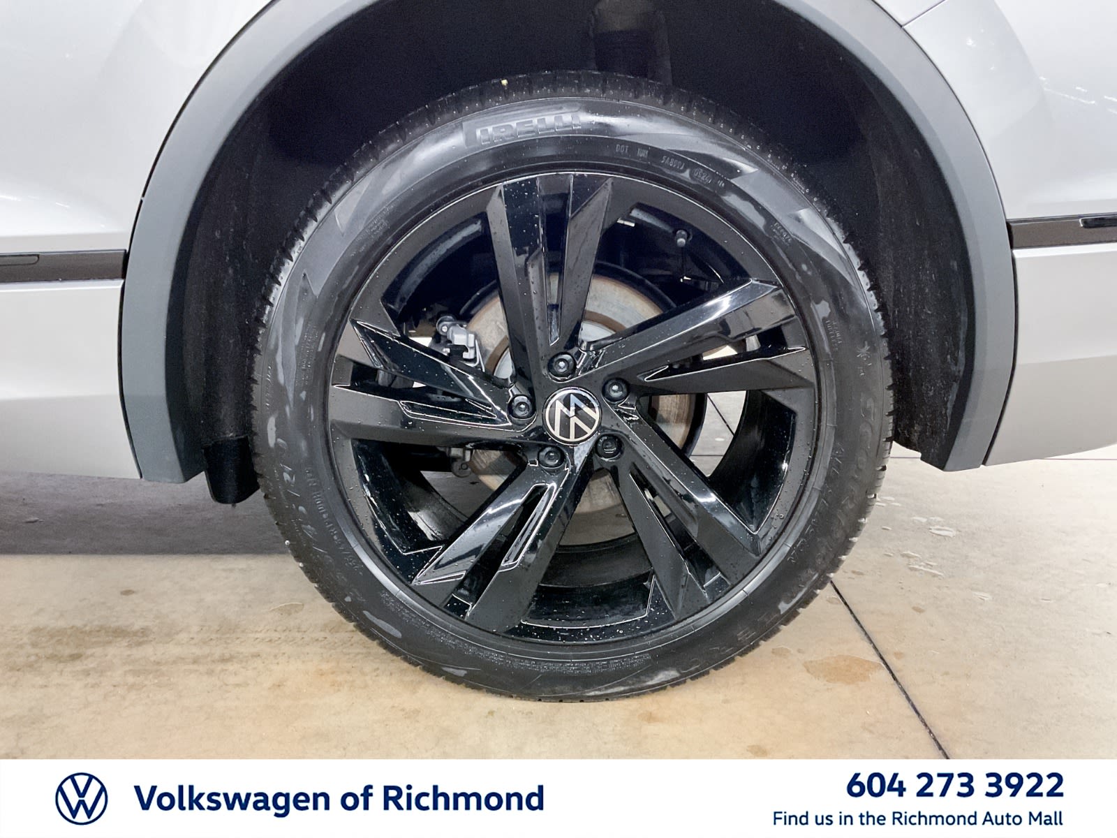 2024 Volkswagen Tiguan Comfortline R-Line Black Edition, Vancouver, Cash