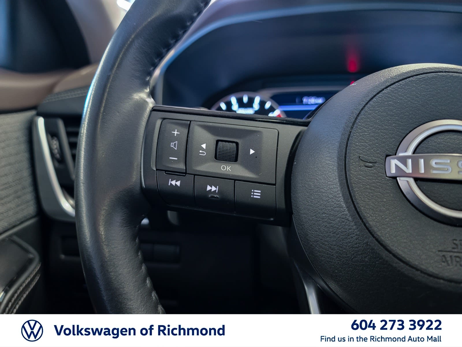 2023 Nissan Rogue SV Moonroof, Vancouver, Cash