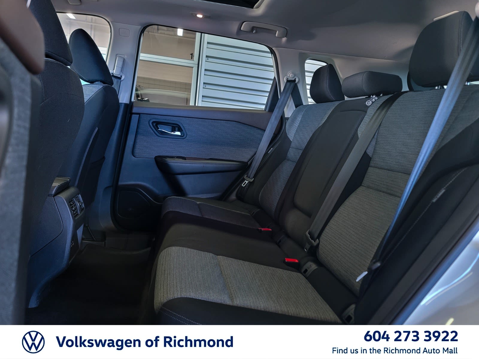 2023 Nissan Rogue SV Moonroof, Vancouver, Cash