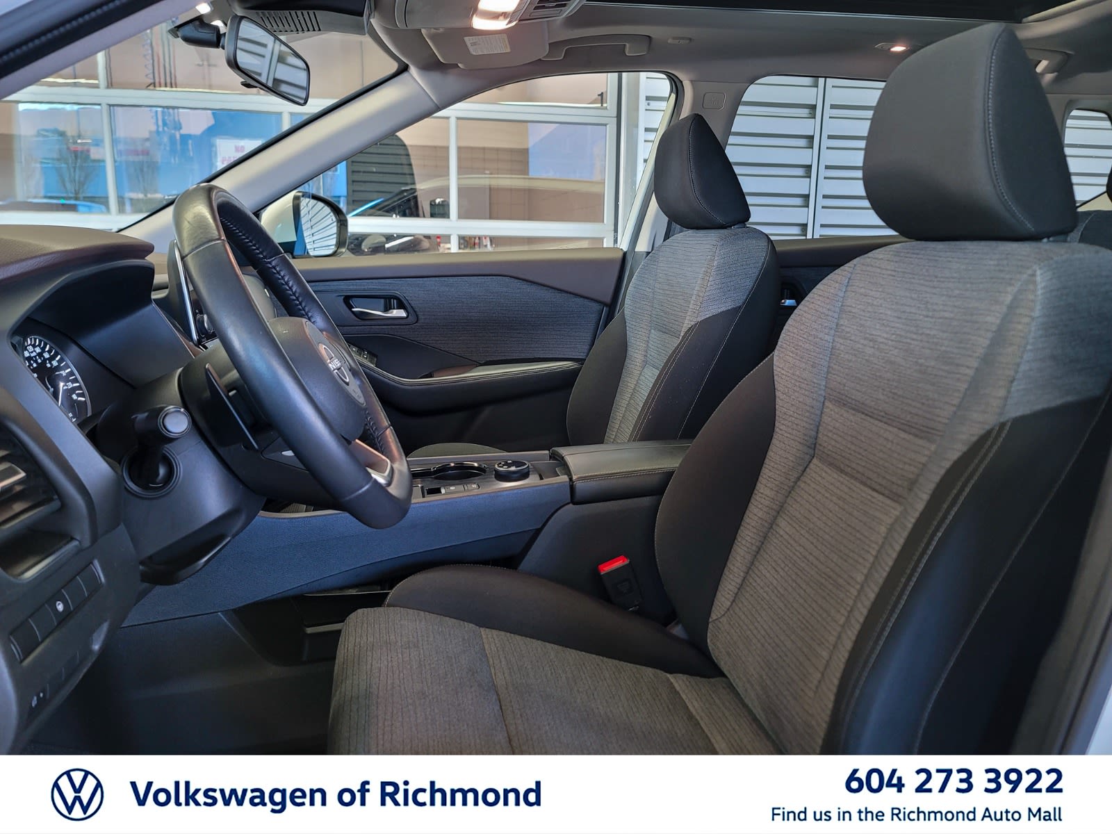 2023 Nissan Rogue SV Moonroof, Vancouver, Cash