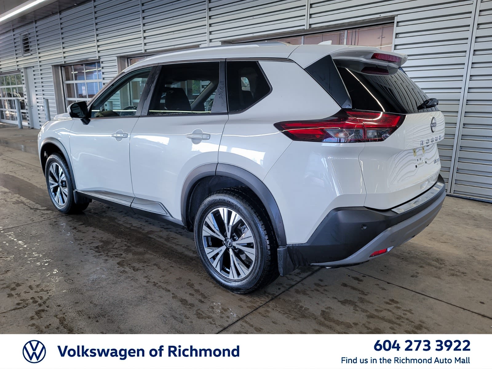 2023 Nissan Rogue SV Moonroof, Vancouver, Cash