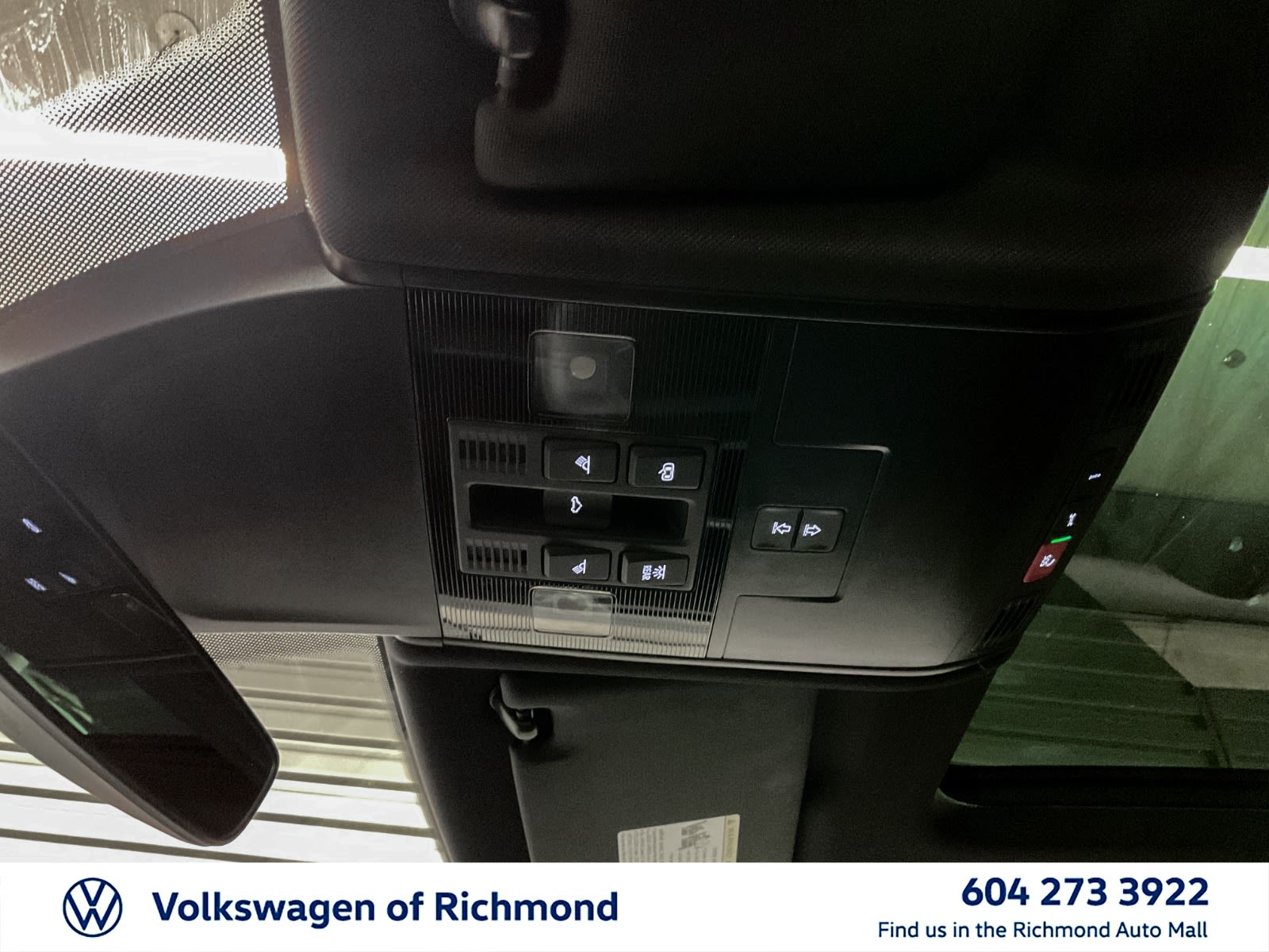 2023 Volkswagen Tiguan Comfortline R-Line Black Edition, Vancouver, Cash
