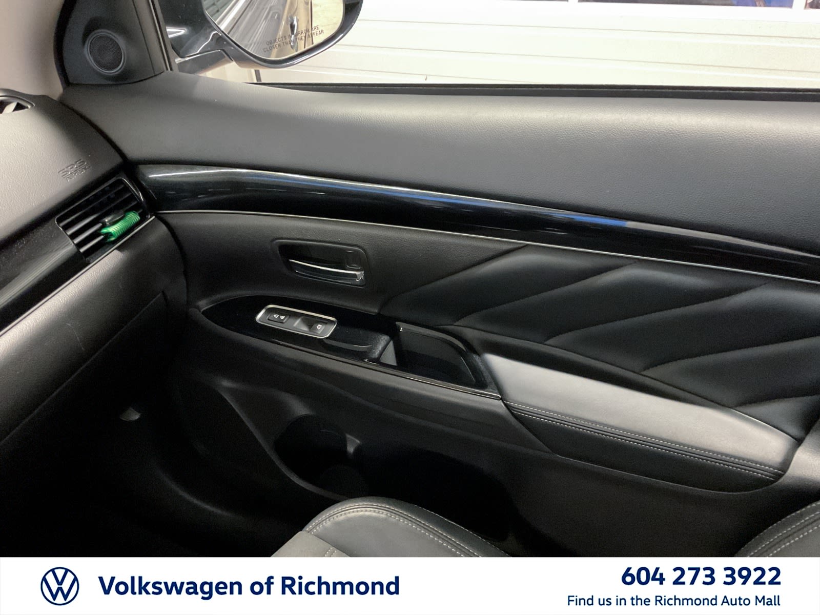 2020 Mitsubishi Outlander PHEV SE, Vancouver, Cash
