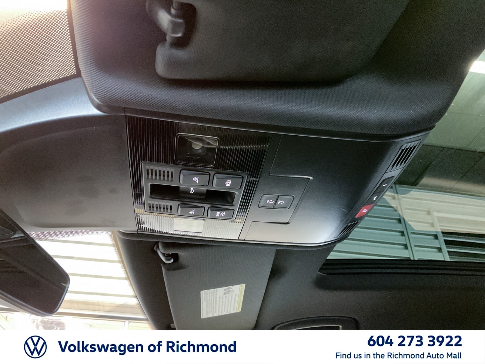 2023 Volkswagen Tiguan Highline R-Line, Vancouver, Cash