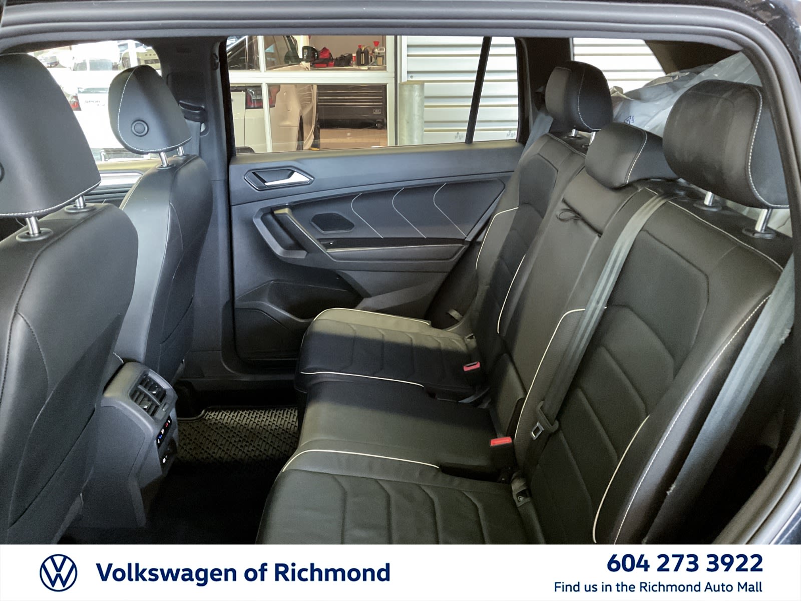 2023 Volkswagen Tiguan Highline R-Line, Vancouver, Cash