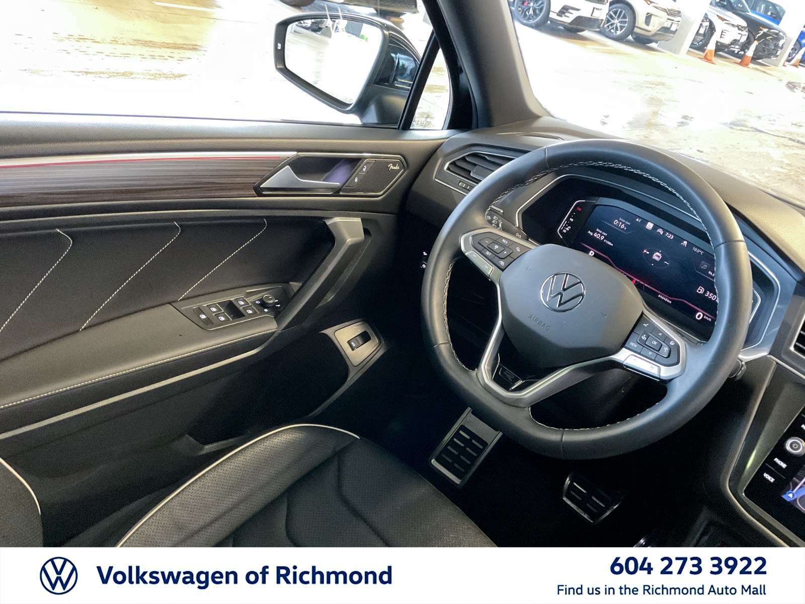 2023 Volkswagen Tiguan Highline R-Line, Vancouver, Cash