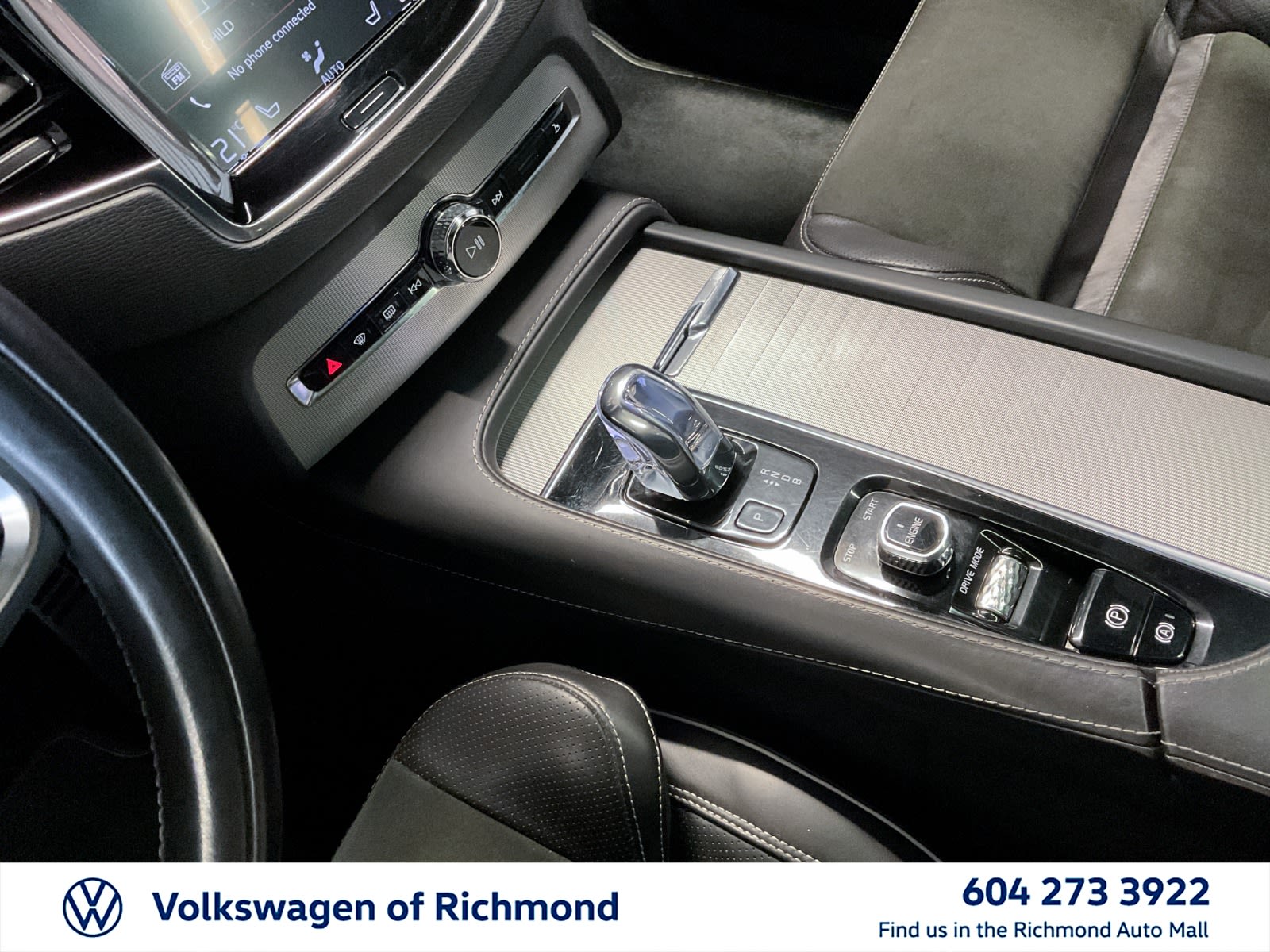 2016 Volvo XC90 Hybrid T8 R-Design, Vancouver, Cash