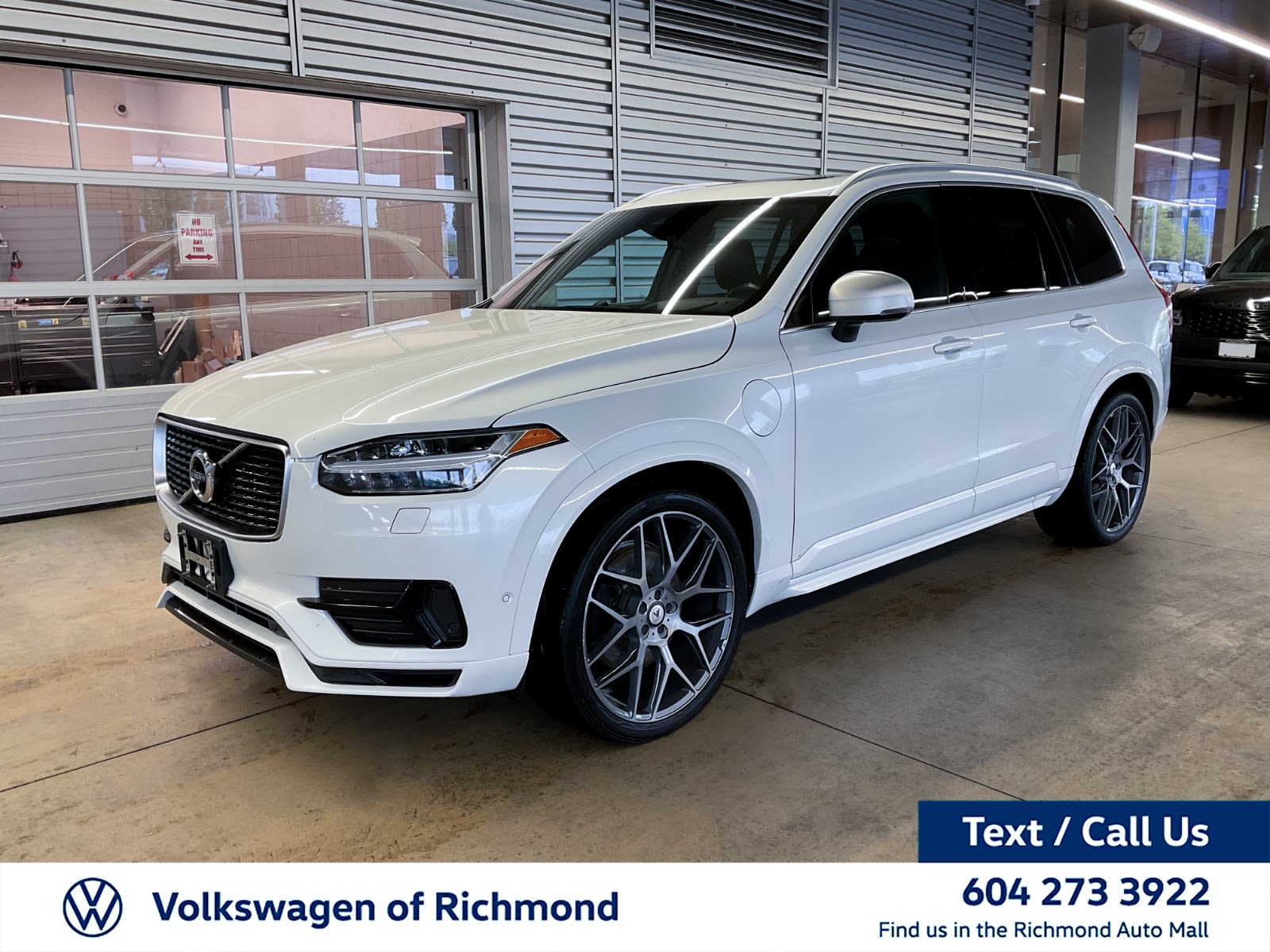 2016 Volvo XC90 Hybrid T8 R-Design, Vancouver, Cash