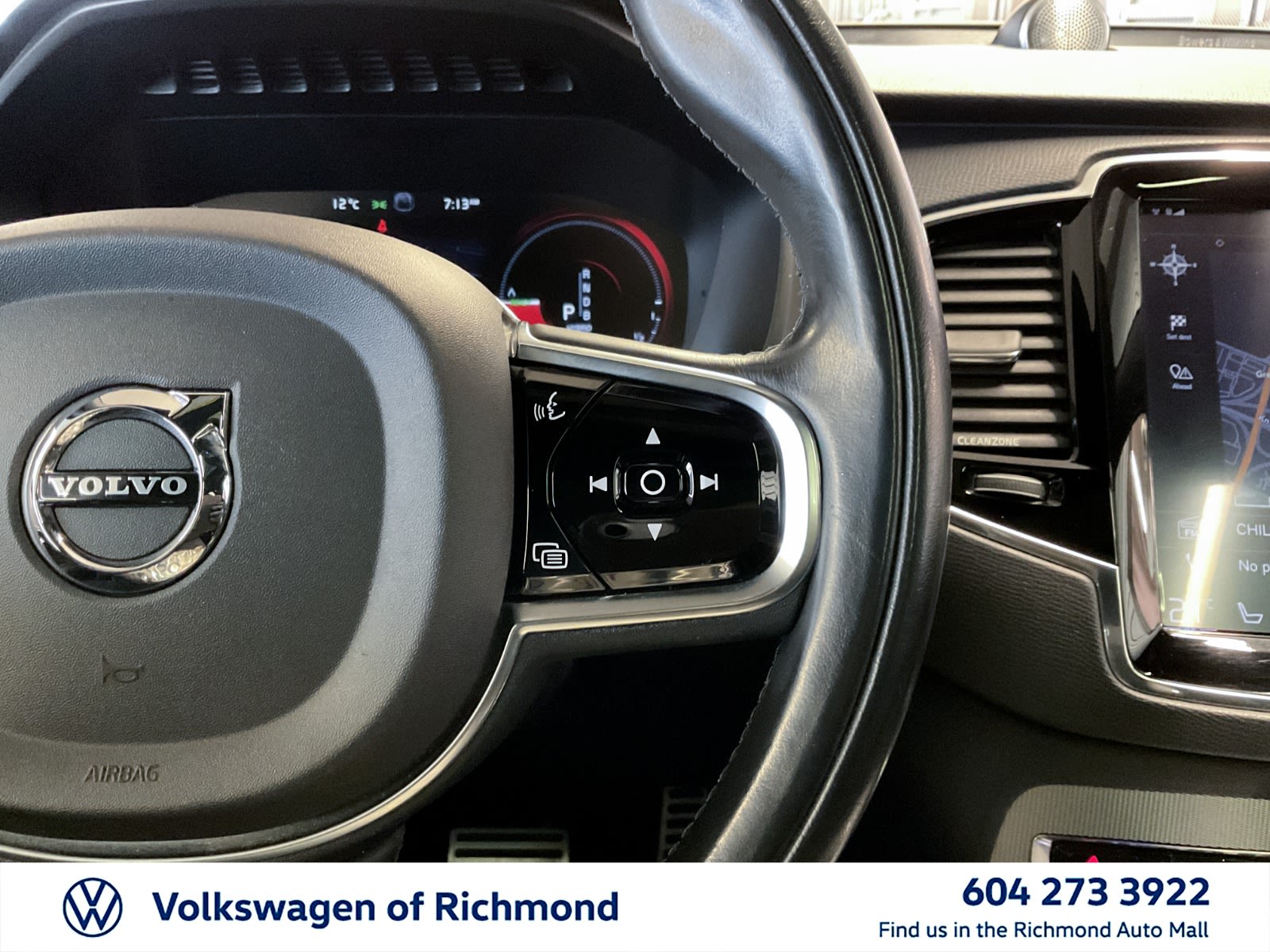 2016 Volvo XC90 Hybrid T8 R-Design, Vancouver, Cash