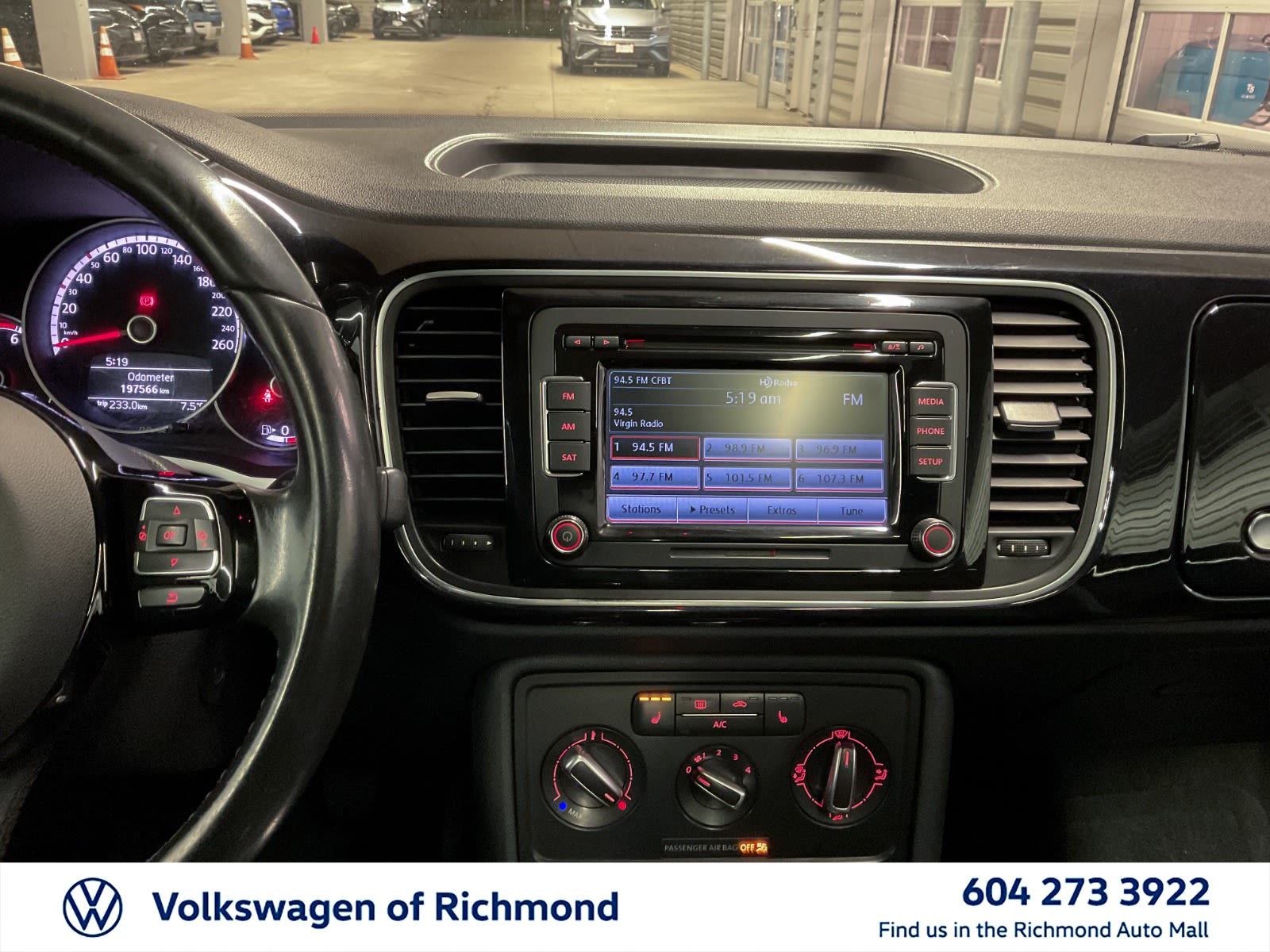 2015 Volkswagen Beetle Coupe Comfortline, Vancouver, Cash