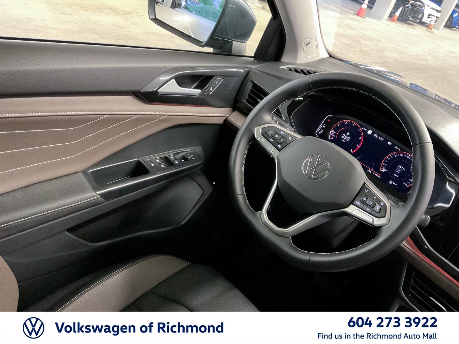 2024 Volkswagen Taos Highline, Vancouver, Cash