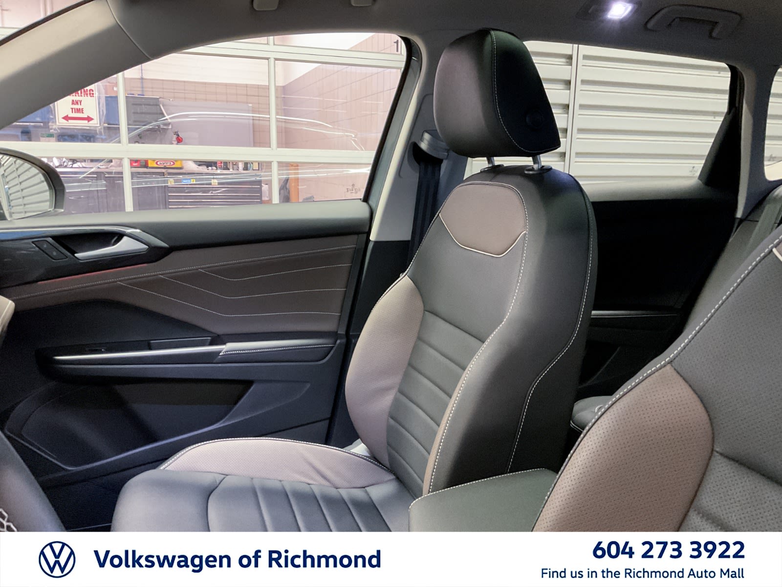 2024 Volkswagen Taos Highline, Vancouver, Cash