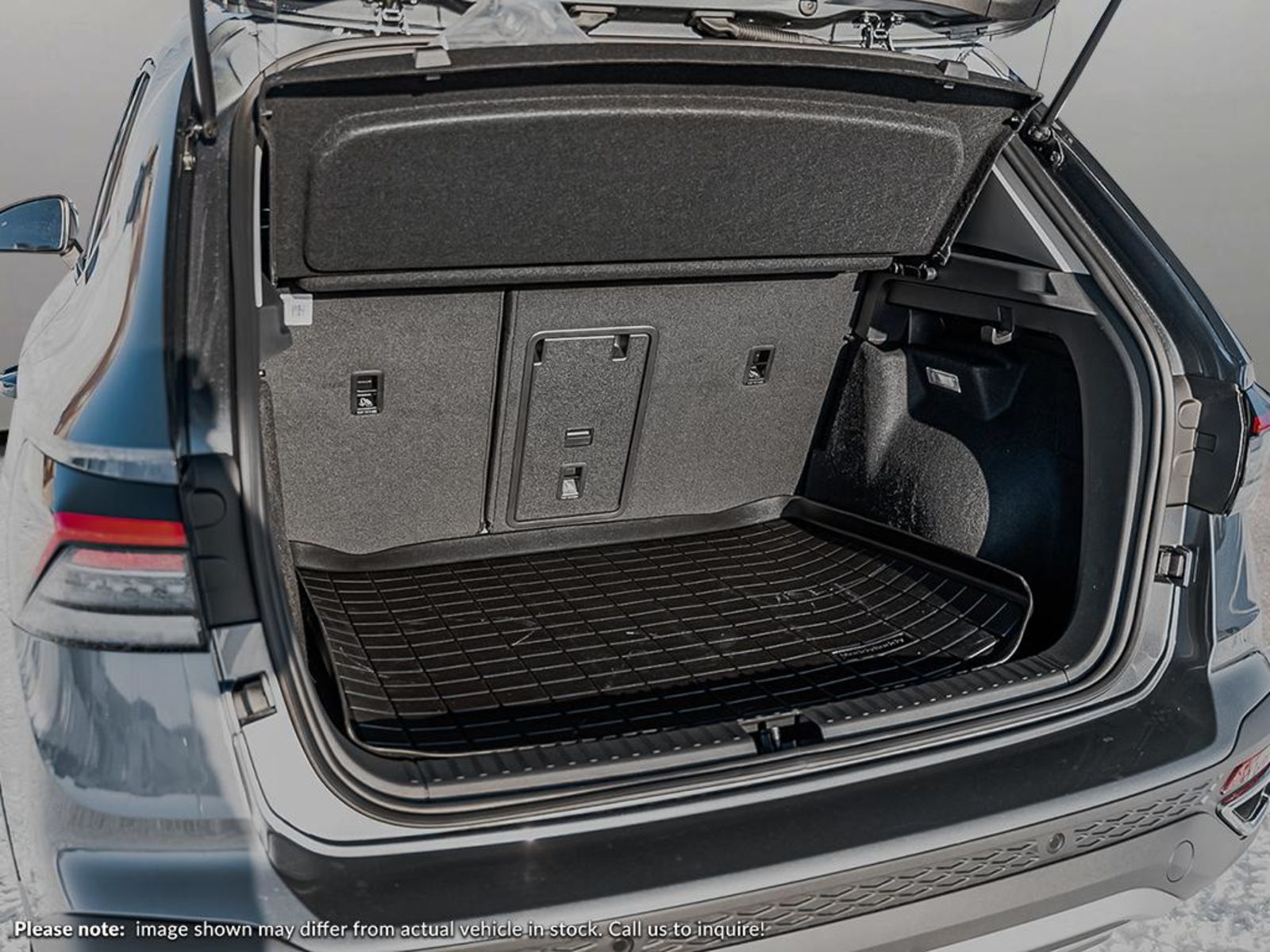 2025 Volkswagen Taos Highline, Vancouver, Cash
