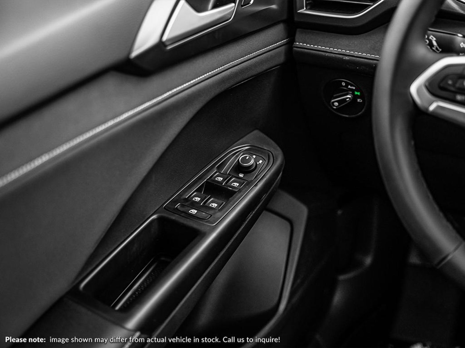 2025 Volkswagen Taos Comfortline Black Edition, Vancouver, Cash