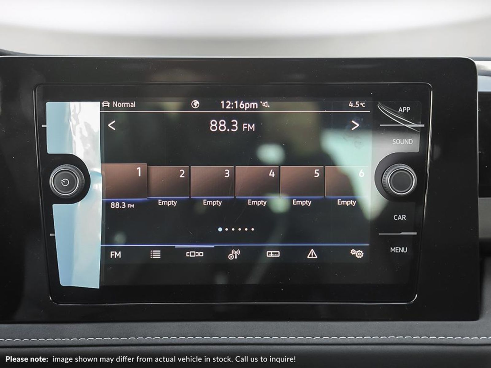 2025 Volkswagen Taos Comfortline Black Edition, Vancouver, Cash