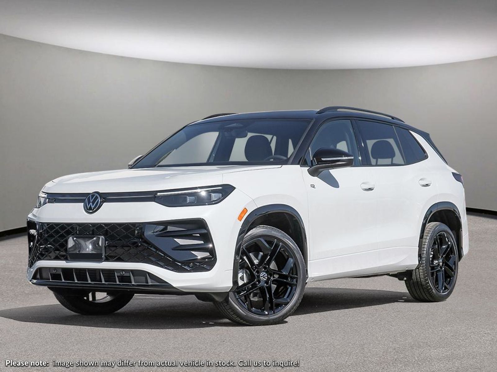 2025 Volkswagen Tiguan Comfortline R-Line Black Edition, Vancouver, Cash
