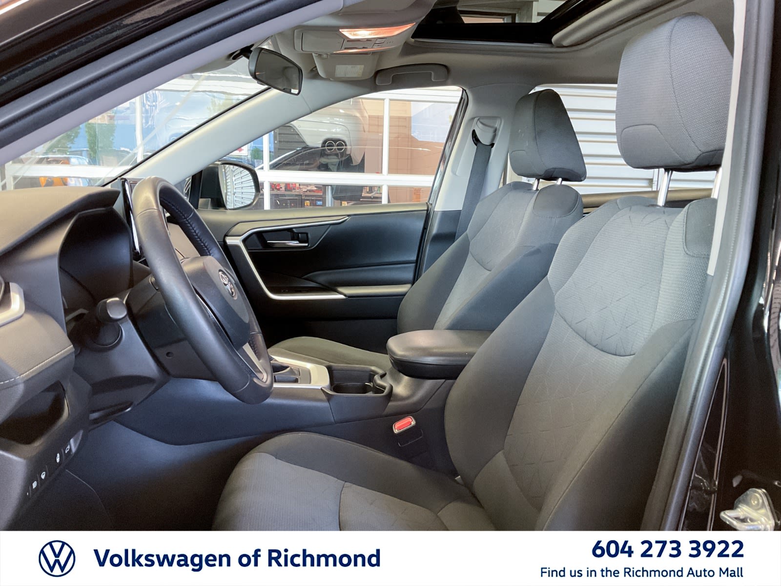 2021 Toyota RAV4 XLE, Vancouver, Cash