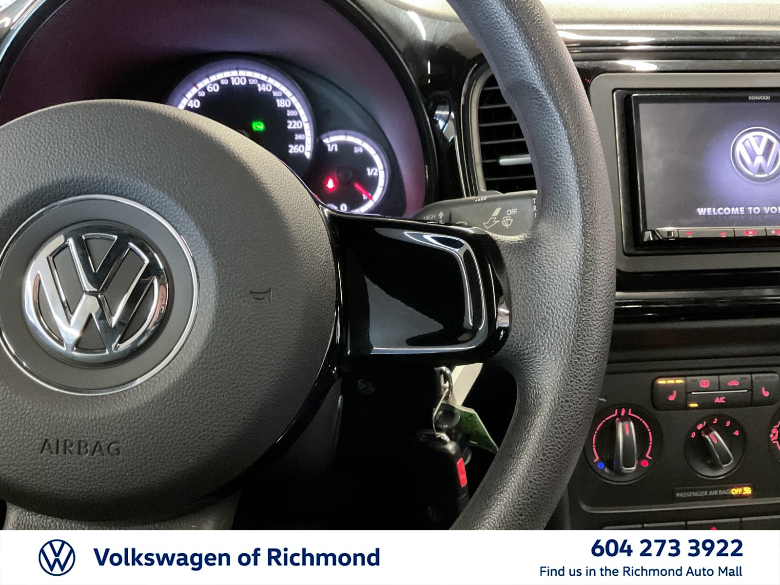 2015 Volkswagen Beetle Coupe Trendline, Vancouver, Cash