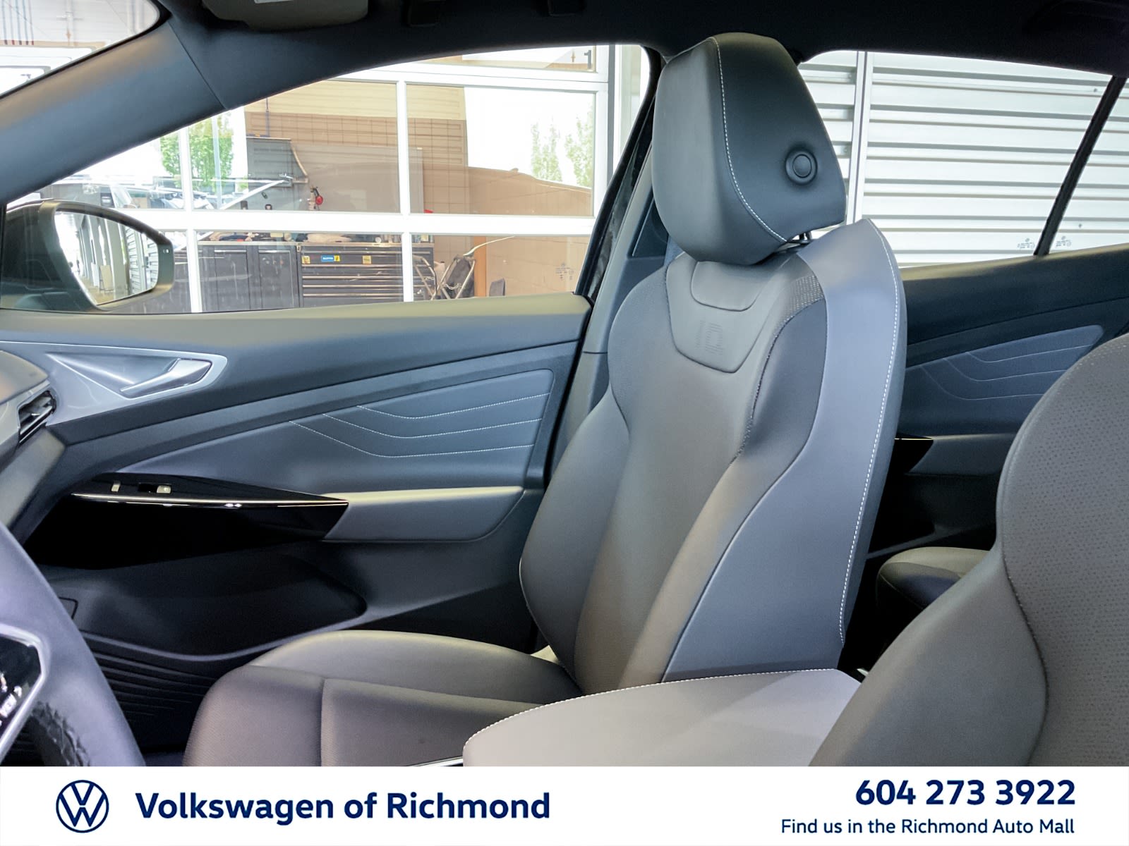 2023 Volkswagen ID.4 Pro, Vancouver, Cash