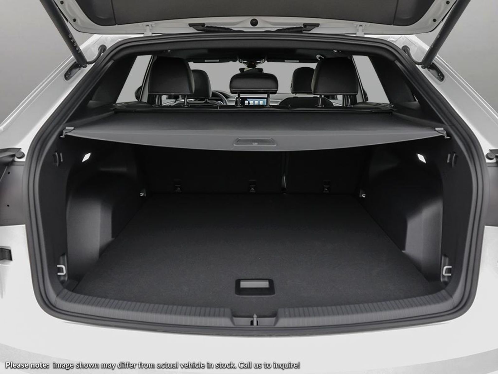 2025 Volkswagen Atlas Cross Sport Comfortline R-Line Black Edition, Vancouver, Cash