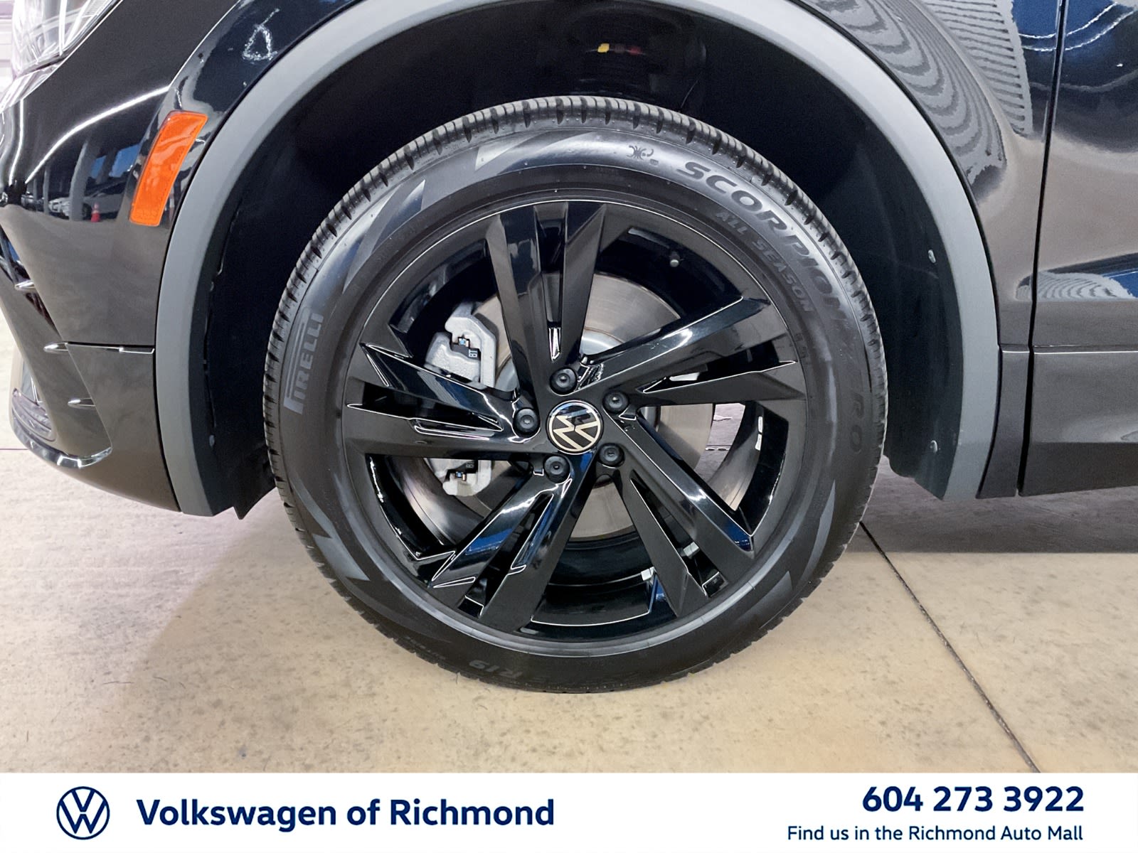 2024 Volkswagen Tiguan Comfortline R-Line Black Edition, Vancouver, Cash