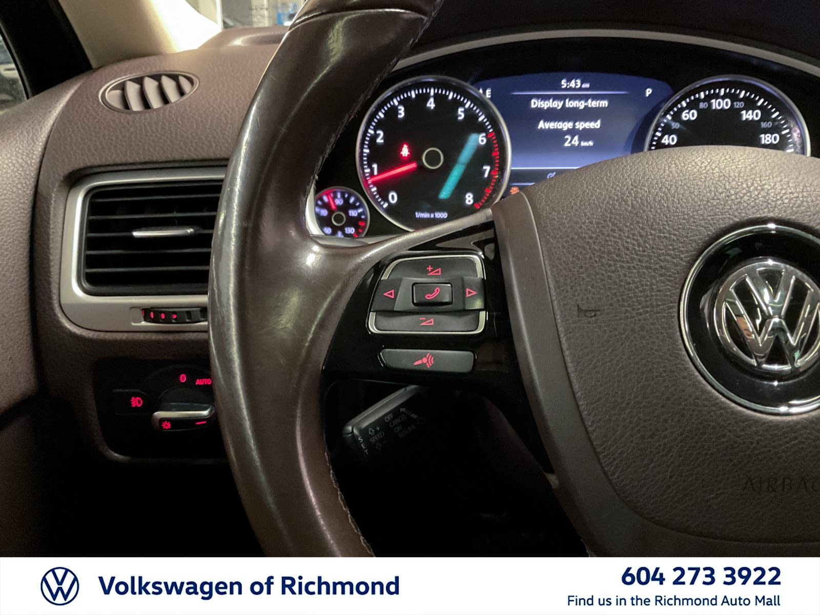 2012 Volkswagen Touareg Highline, Vancouver, Cash