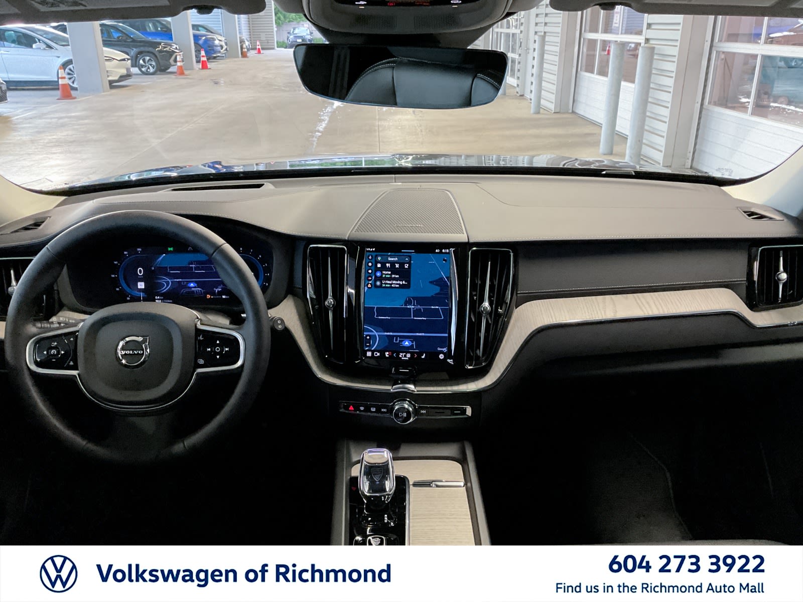 2025 Volvo XC60 Ultra Dark Theme, Vancouver, Cash