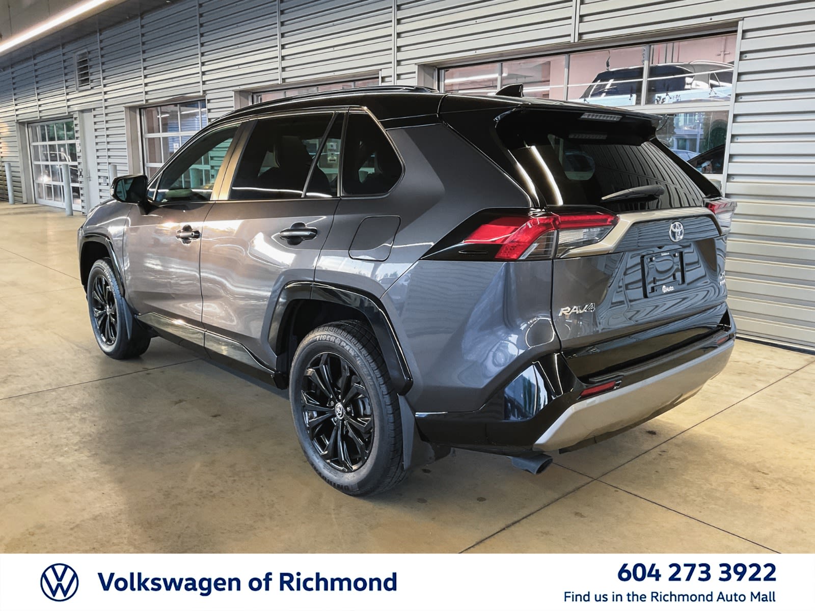 2022 Toyota RAV4 Hybrid XSE, Vancouver, Cash