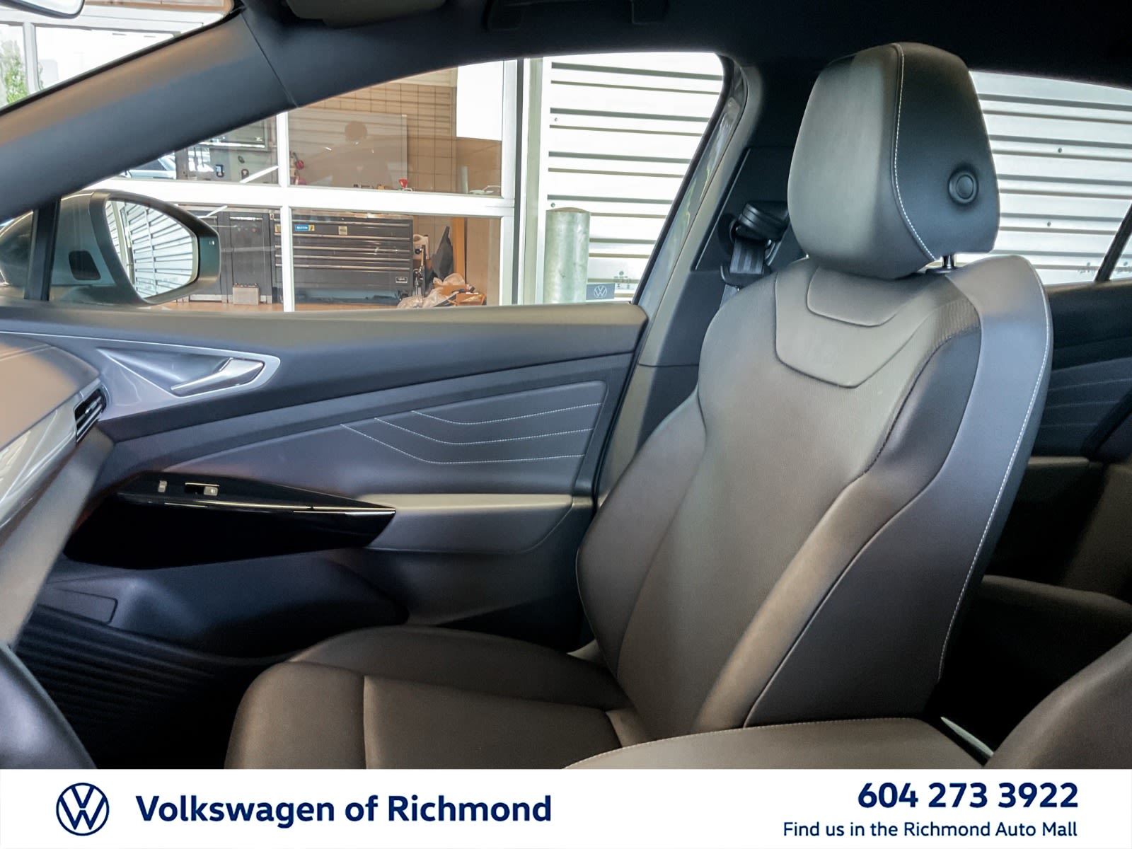 2023 Volkswagen ID.4 Pro, Vancouver, Cash