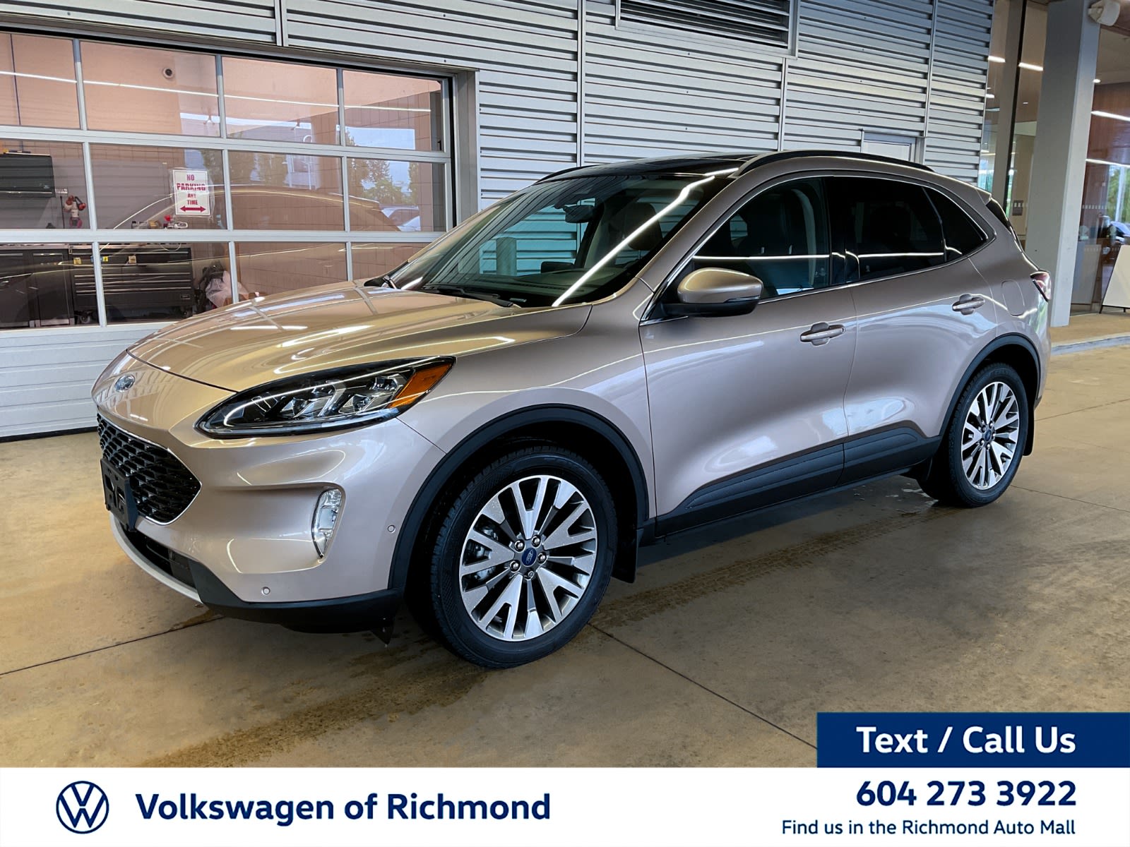 2020 Ford Escape Titanium Hybrid, 温哥华, 全款车