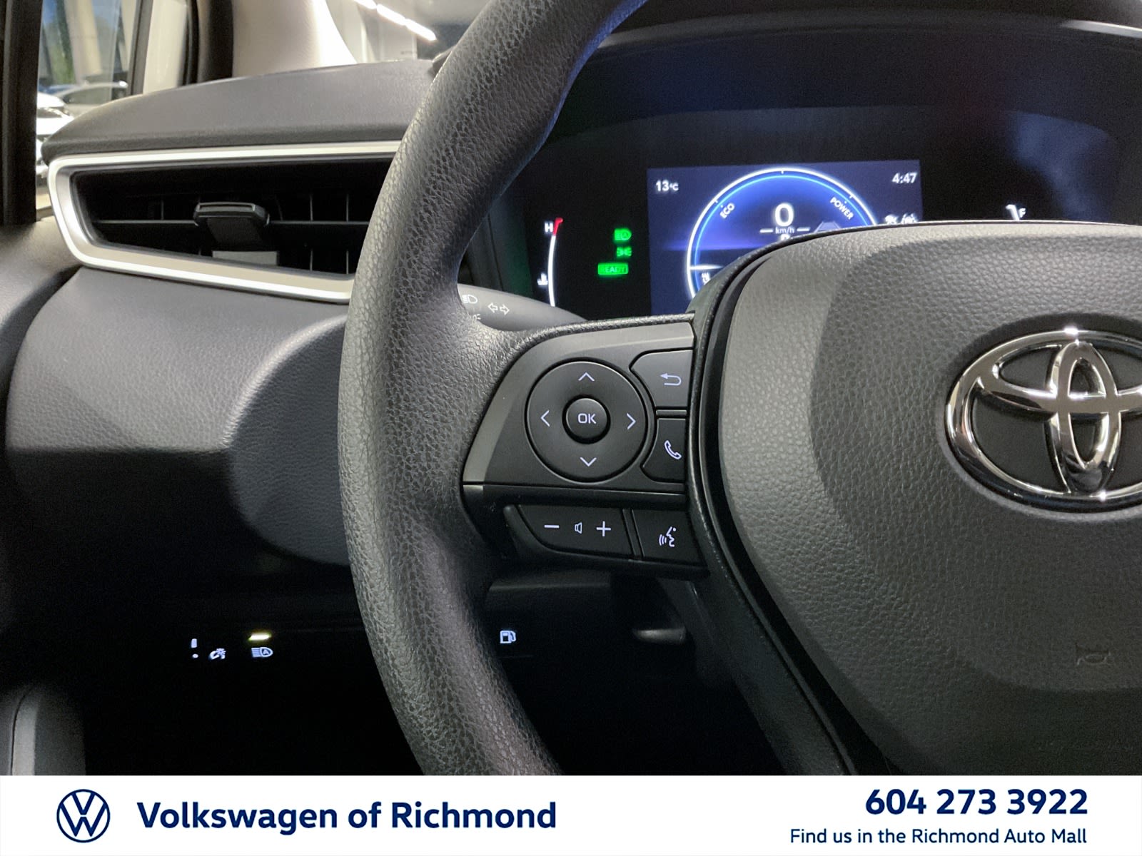 2025 Toyota Corolla Hybrid LE, Vancouver, Cash