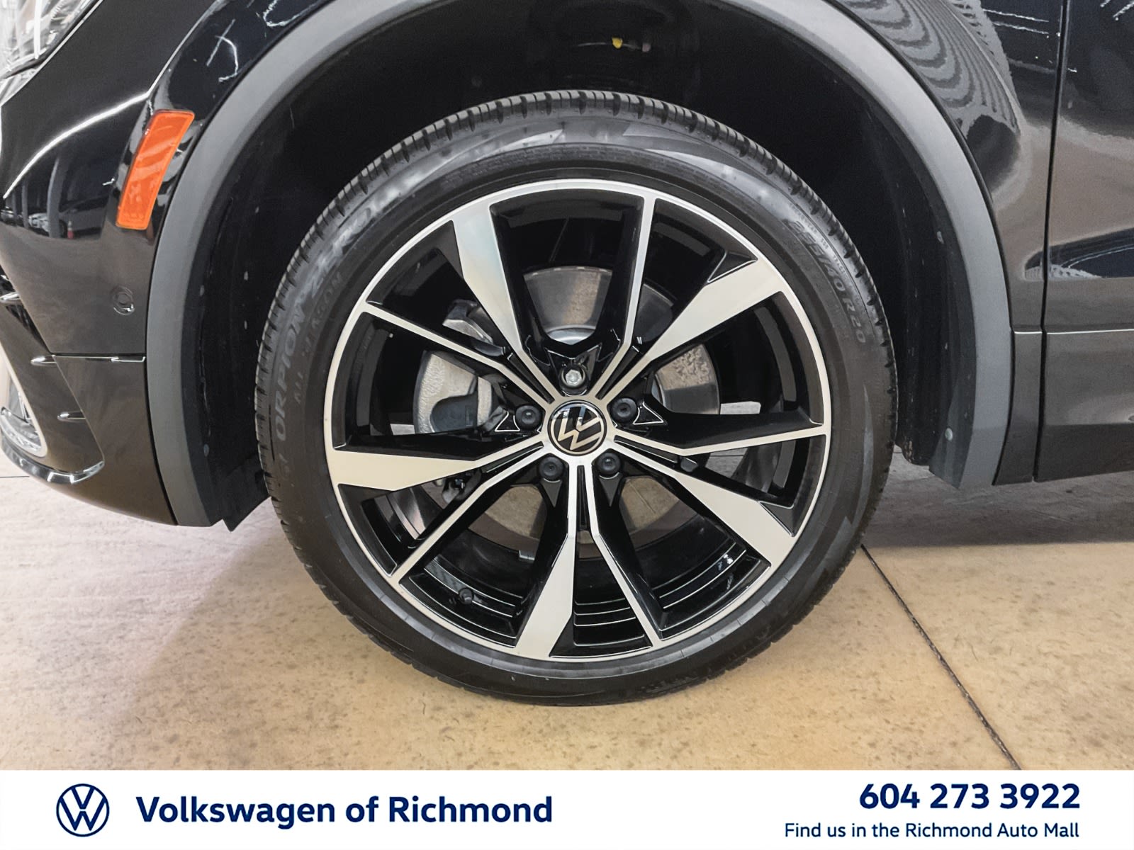 2024 Volkswagen Tiguan Highline R-Line, Vancouver, Cash