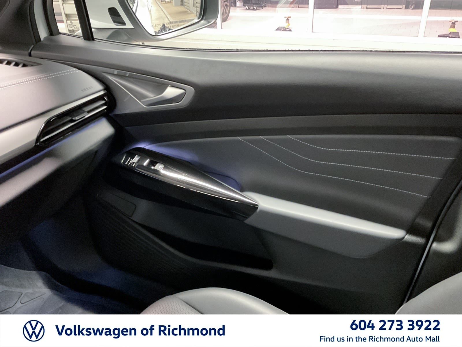 2023 Volkswagen ID.4 Pro, Vancouver, Cash
