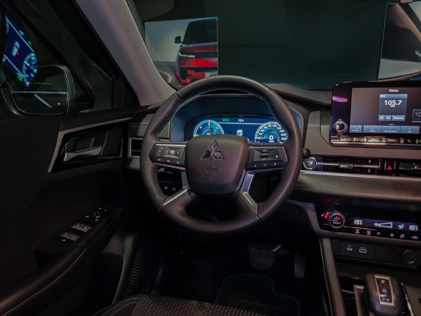 2023 Mitsubishi Outlander PHEV ES, Vancouver, Cash