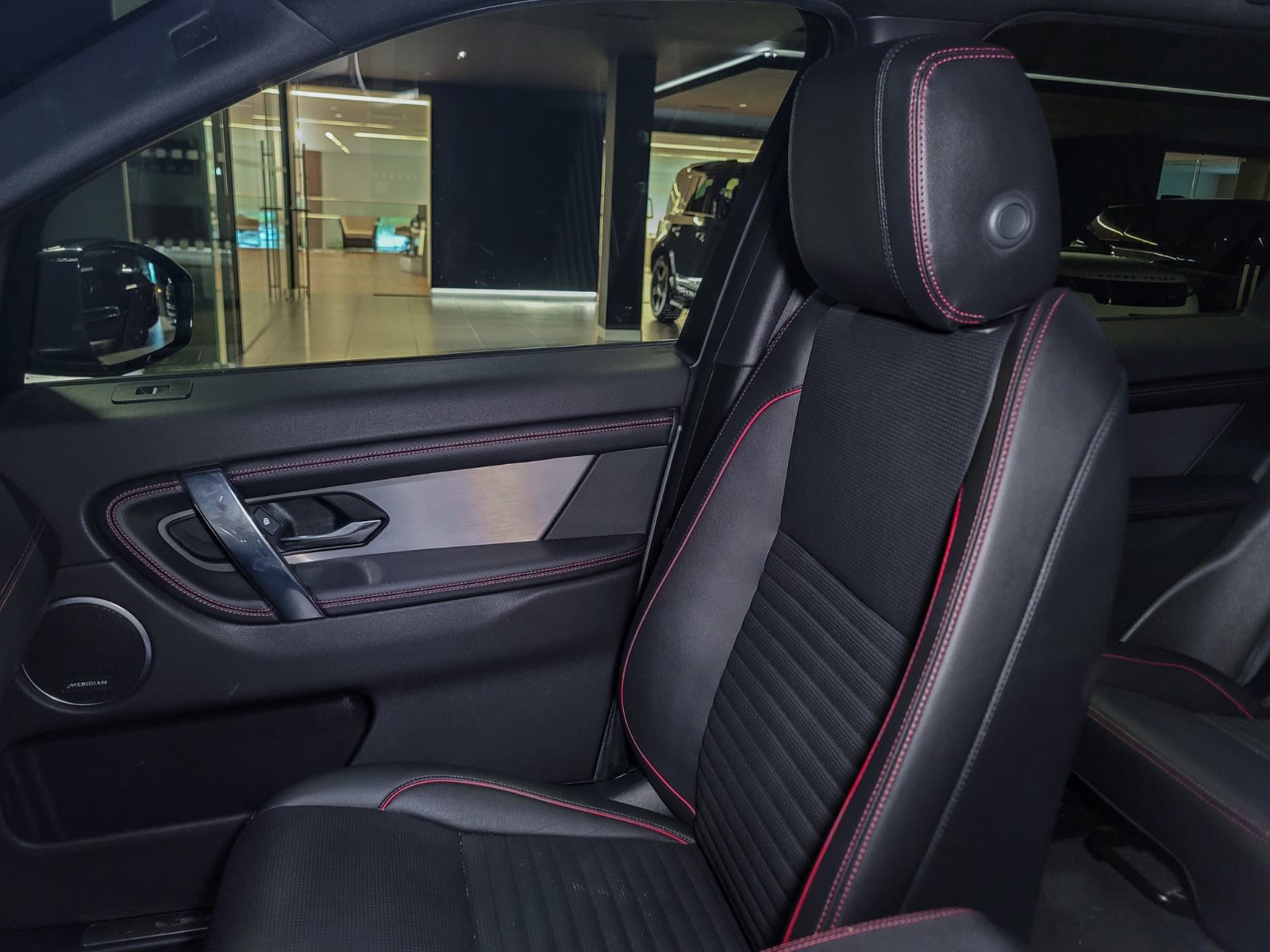2023 Land Rover Discovery Sport R-Dynamic SE, Vancouver, Cash