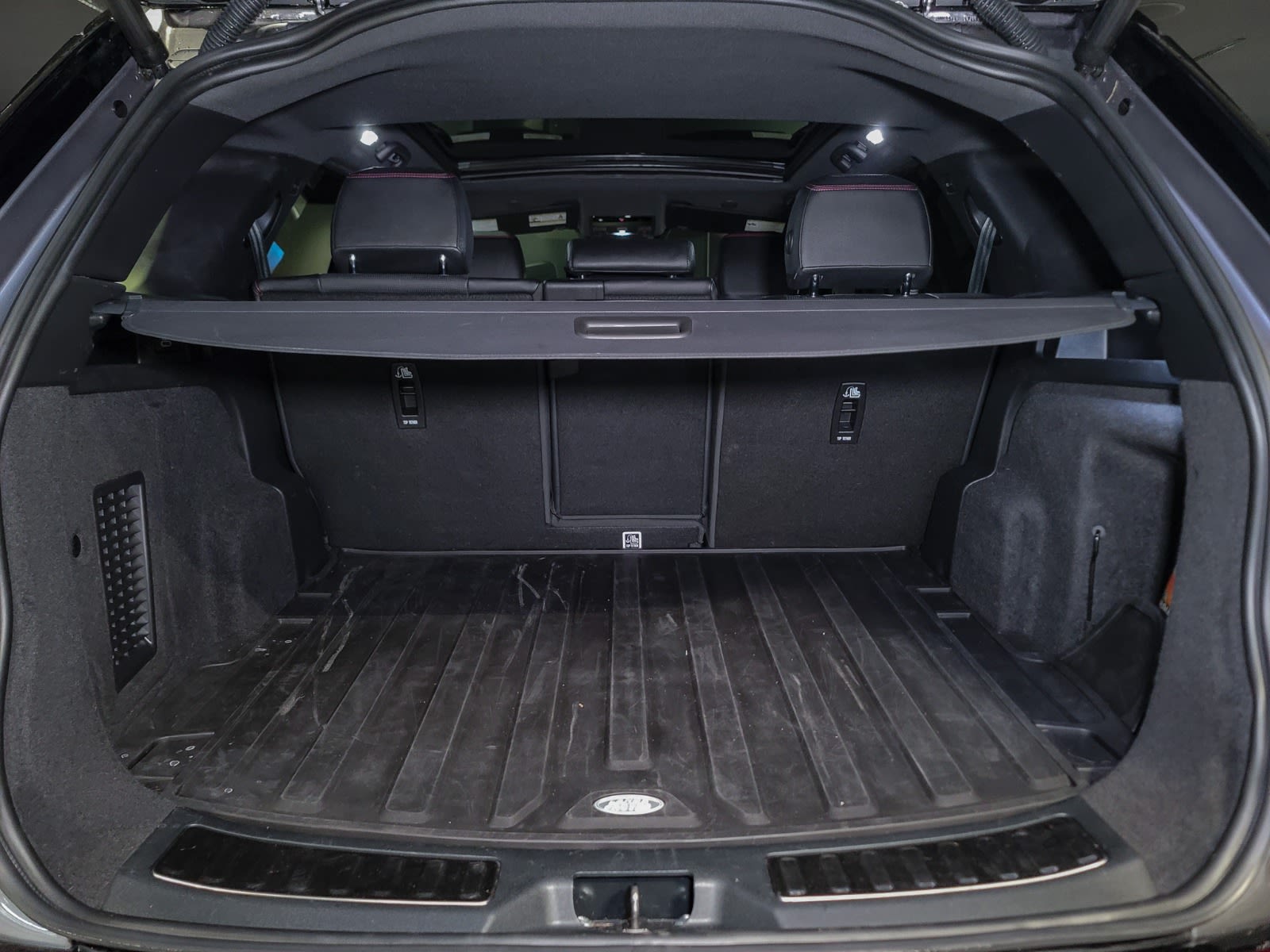 2023 Land Rover Discovery Sport R-Dynamic SE, Vancouver, Cash