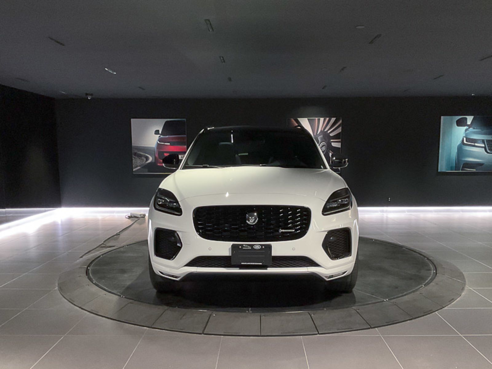 2024 Jaguar E-PACE R-Dynamic SE, Vancouver, Cash