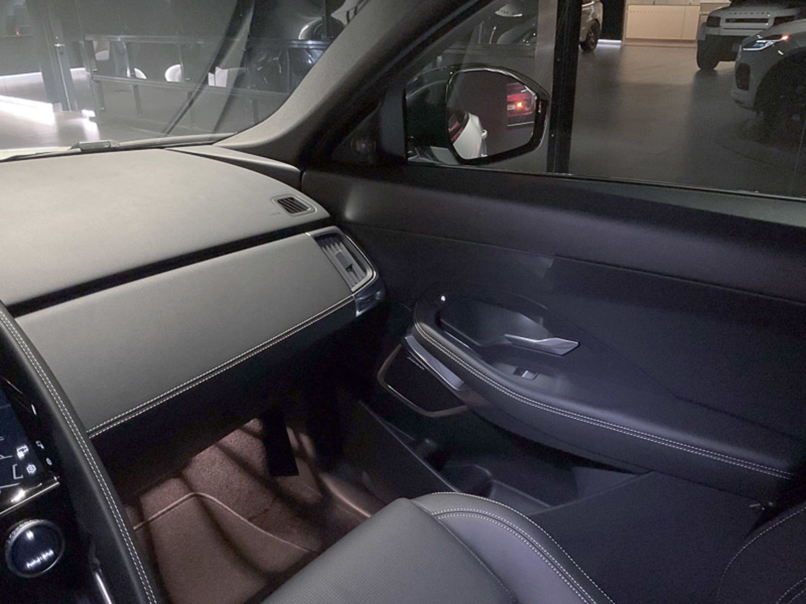 2024 Jaguar E-PACE R-Dynamic SE, Vancouver, Cash