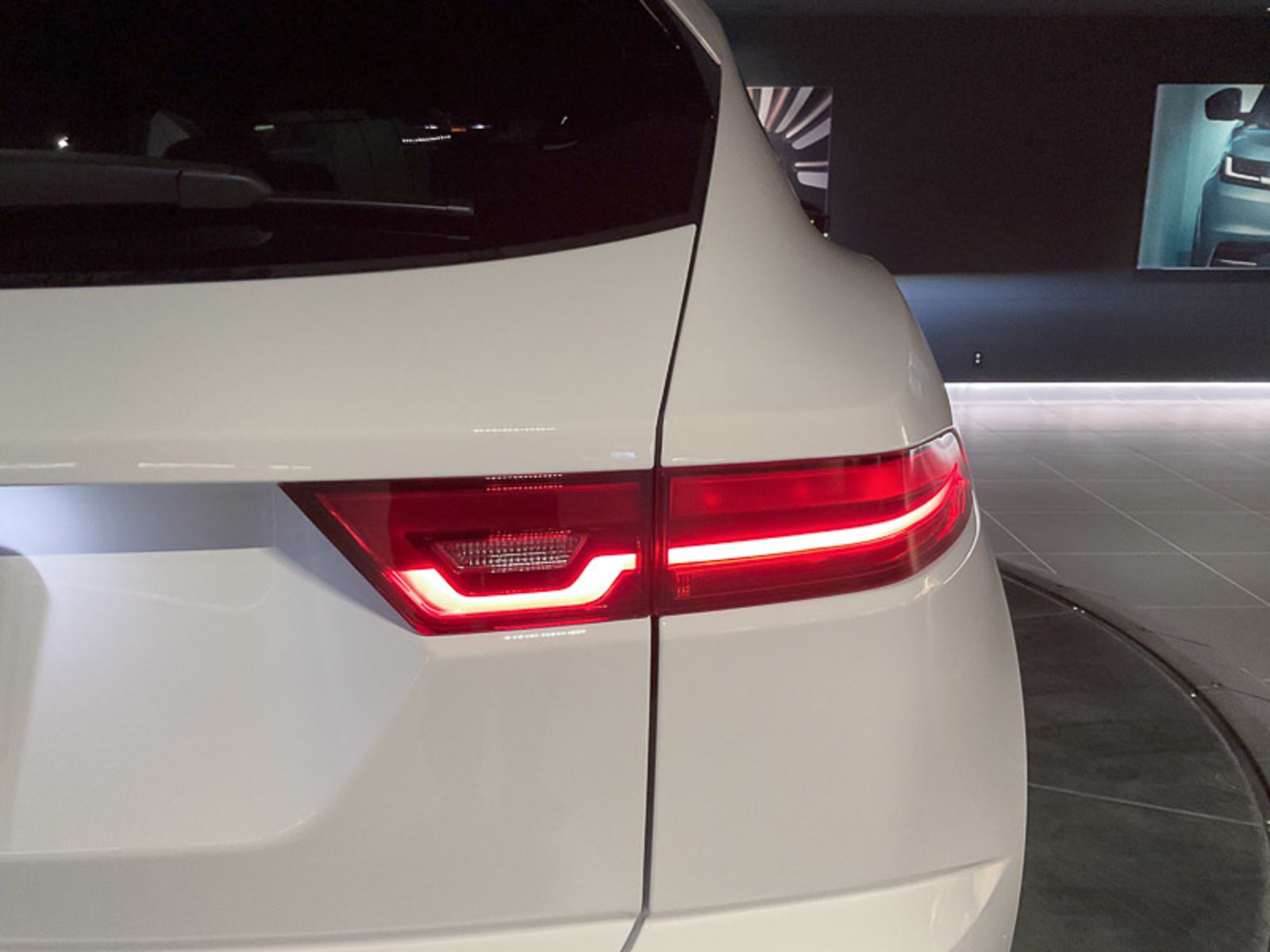 2024 Jaguar E-PACE R-Dynamic SE, Vancouver, Cash