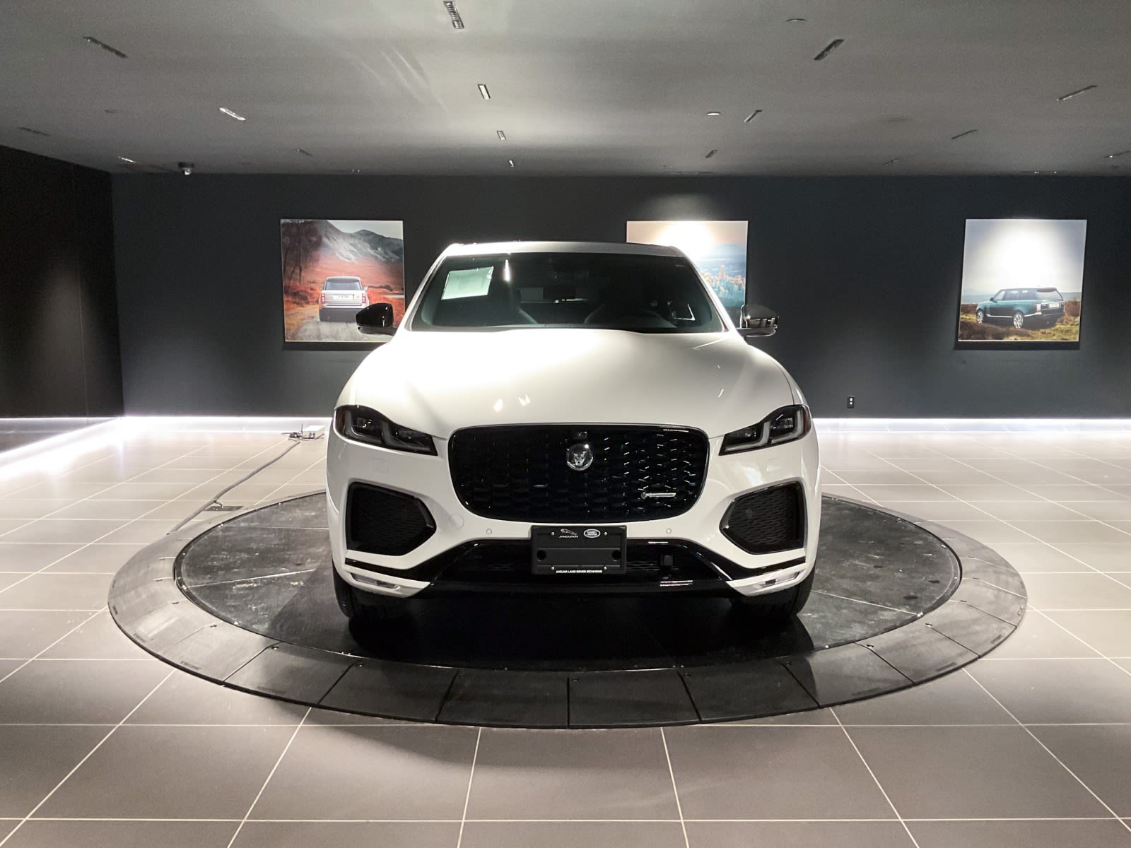 2024 Jaguar F-PACE P250 R-Dynamic S, Vancouver, Cash