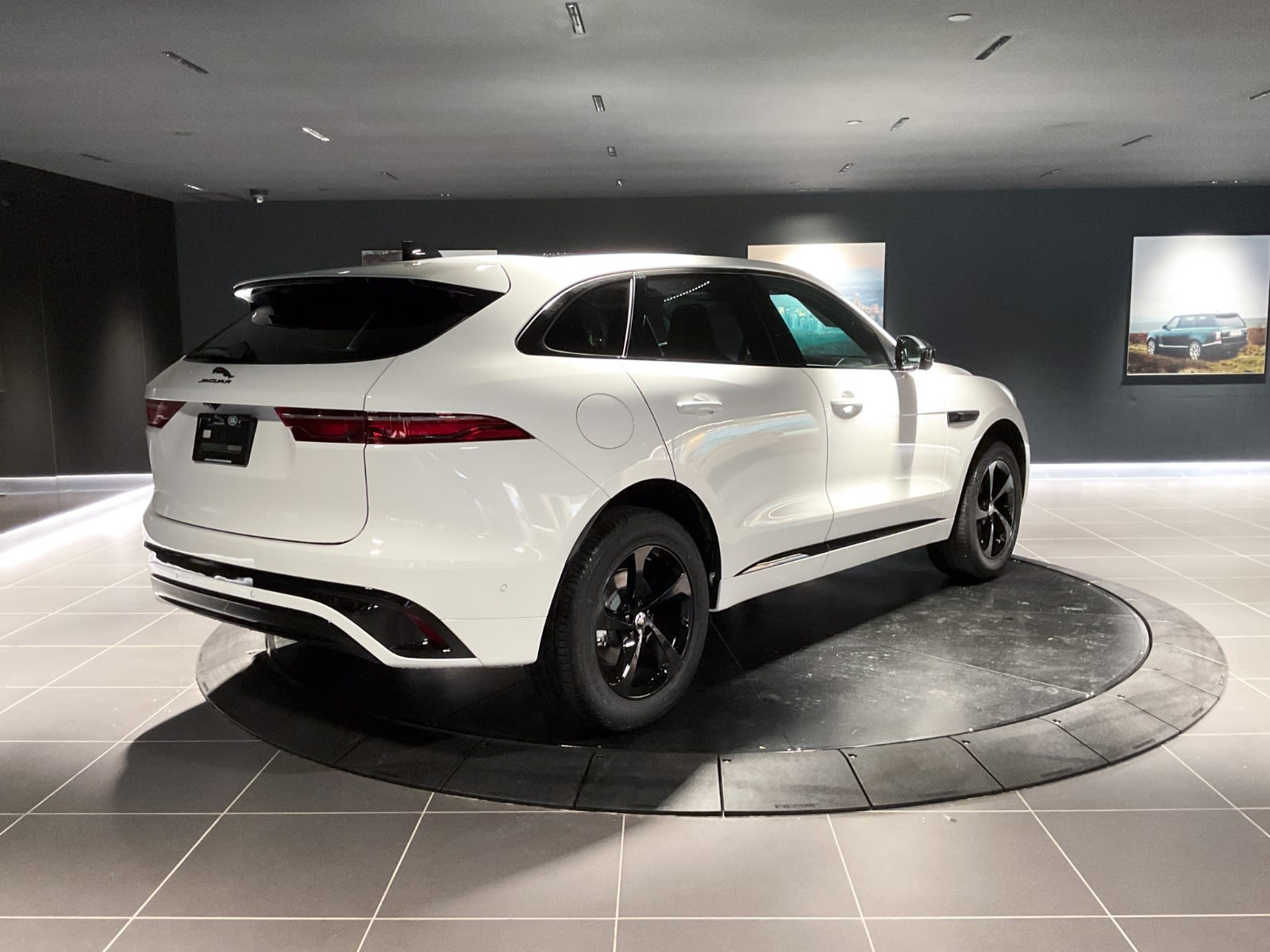 2024 Jaguar F-PACE P250 R-Dynamic S, Vancouver, Cash